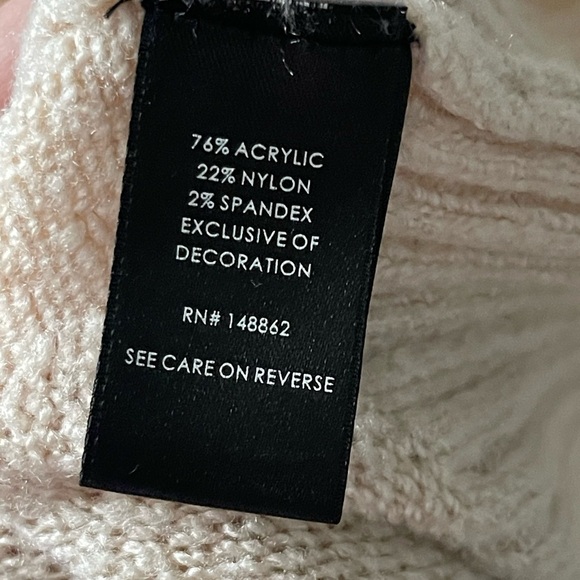 Torrid | Raglan Hoodie Sweater Rainbow Lips Oatmeal Cozy Comfort Preppy Rock - Picture 2 of 4